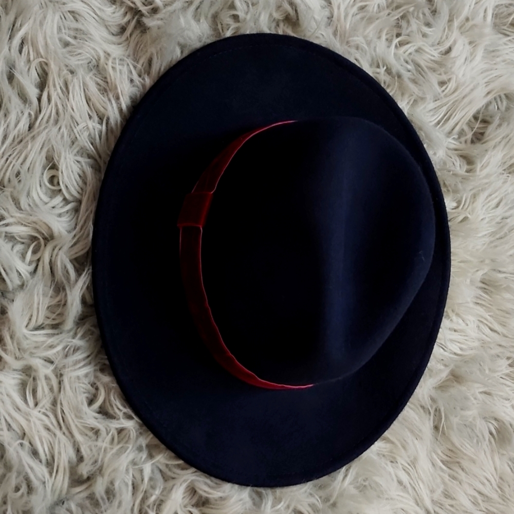 Beautiful  blood red detailed hat